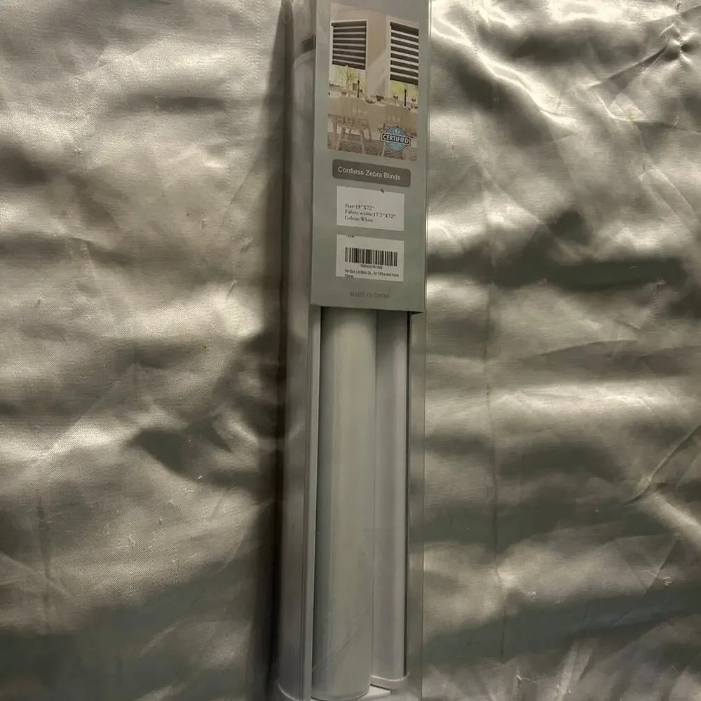 White cordless zebra window Blinds 18” by 72”
